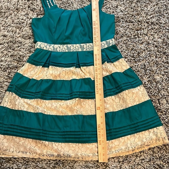 Ryu Anthropologie emerald green/ cream woman Dress size large - Picture 13 of 15
